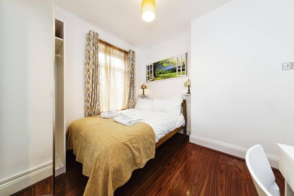 Your Chic 3Br Home Comfort And Style In Londen Buitenkant foto