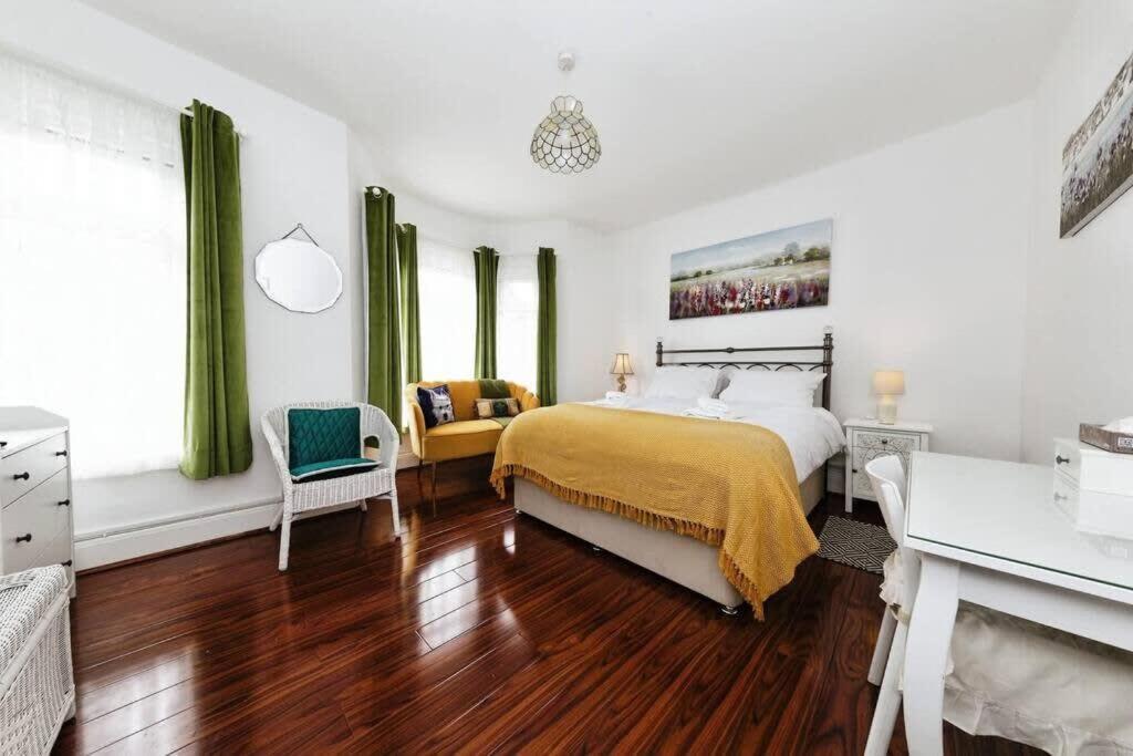 Your Chic 3Br Home Comfort And Style In Londen Buitenkant foto